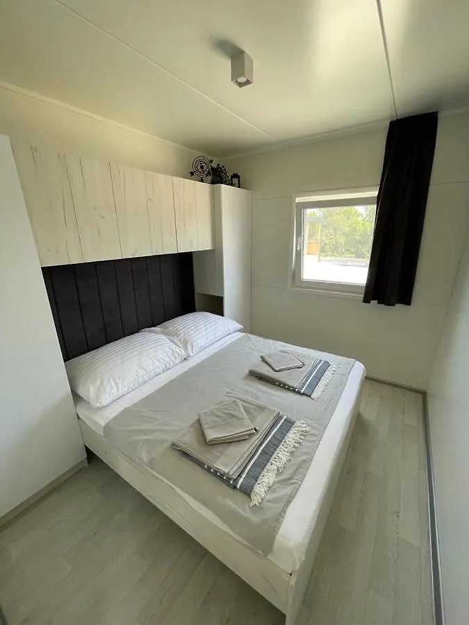 Peony Villas 0*, Drage Croatia