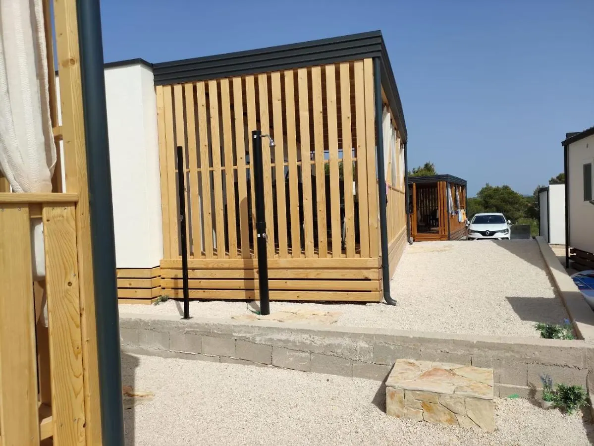 Peony Villas Vikendica Drage